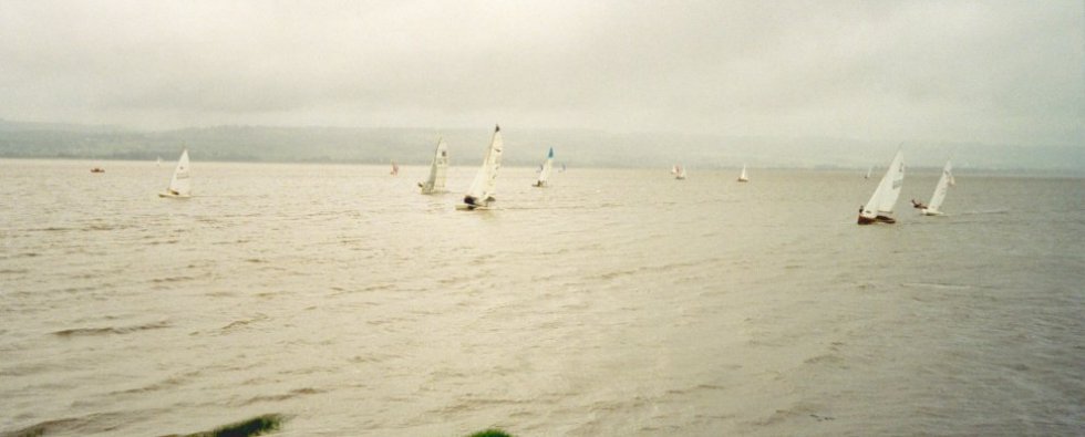 Two Cats, an ISO and various other boats approaching end of the lap, Day 2 TSC Regatta 2000